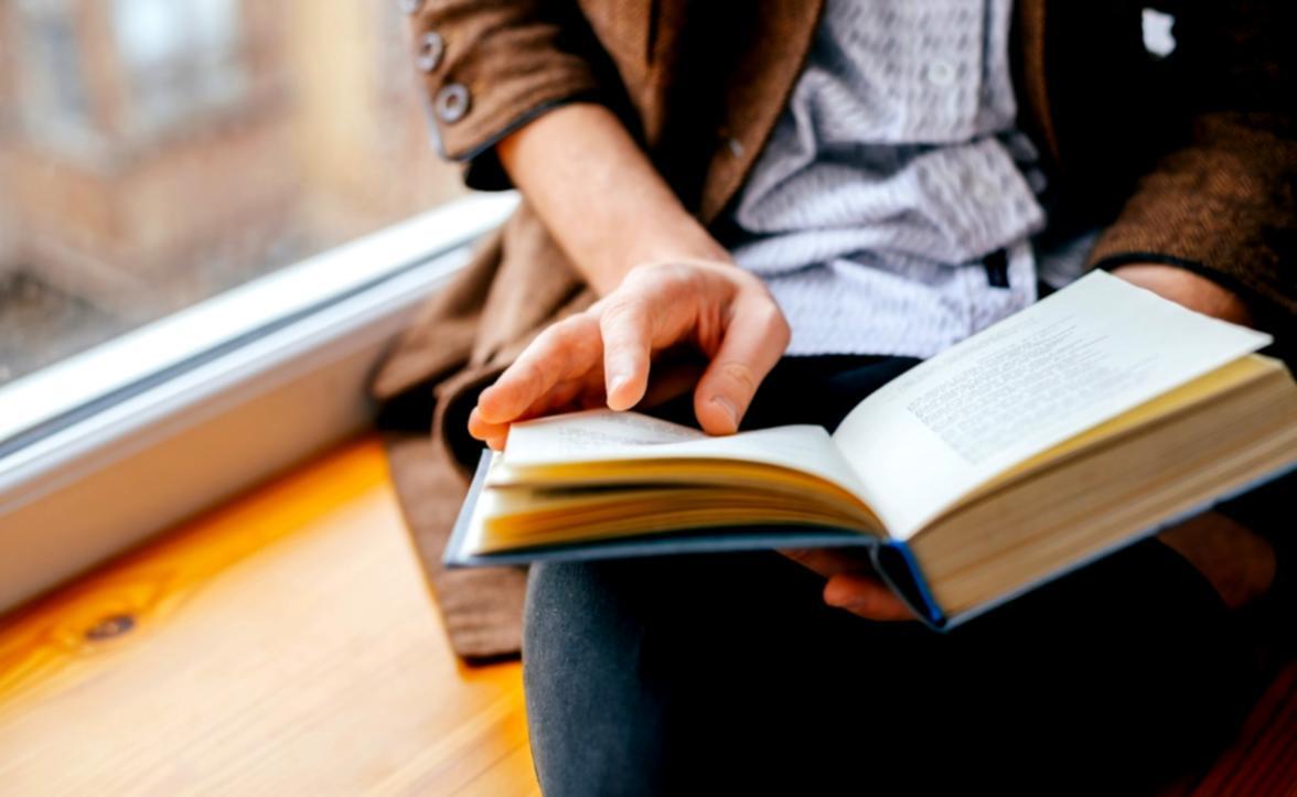 Interaktive Lernoberfläche mit praktischen Übungen zur Finanzplanung